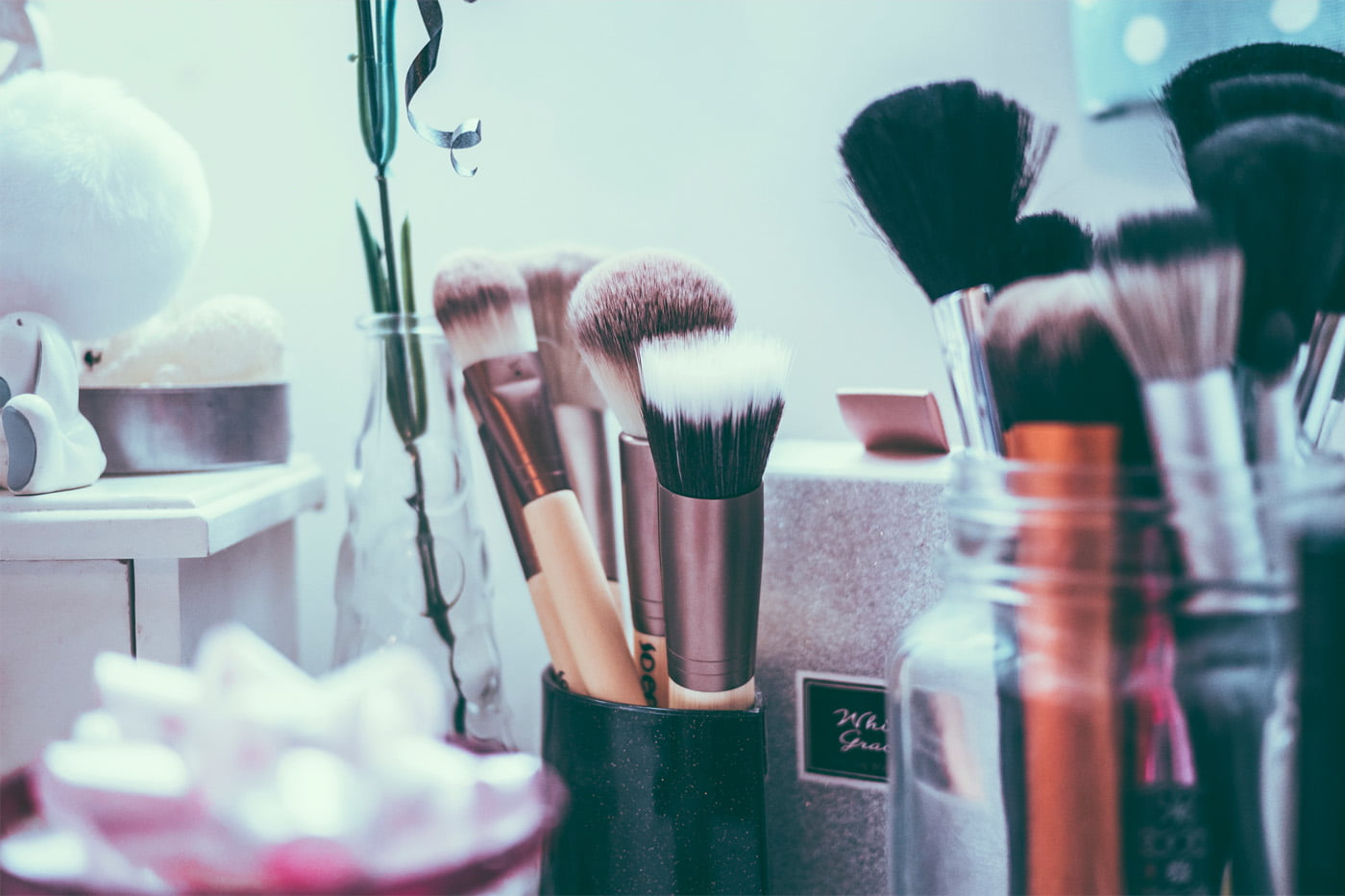 How to Make Your Own Mascara