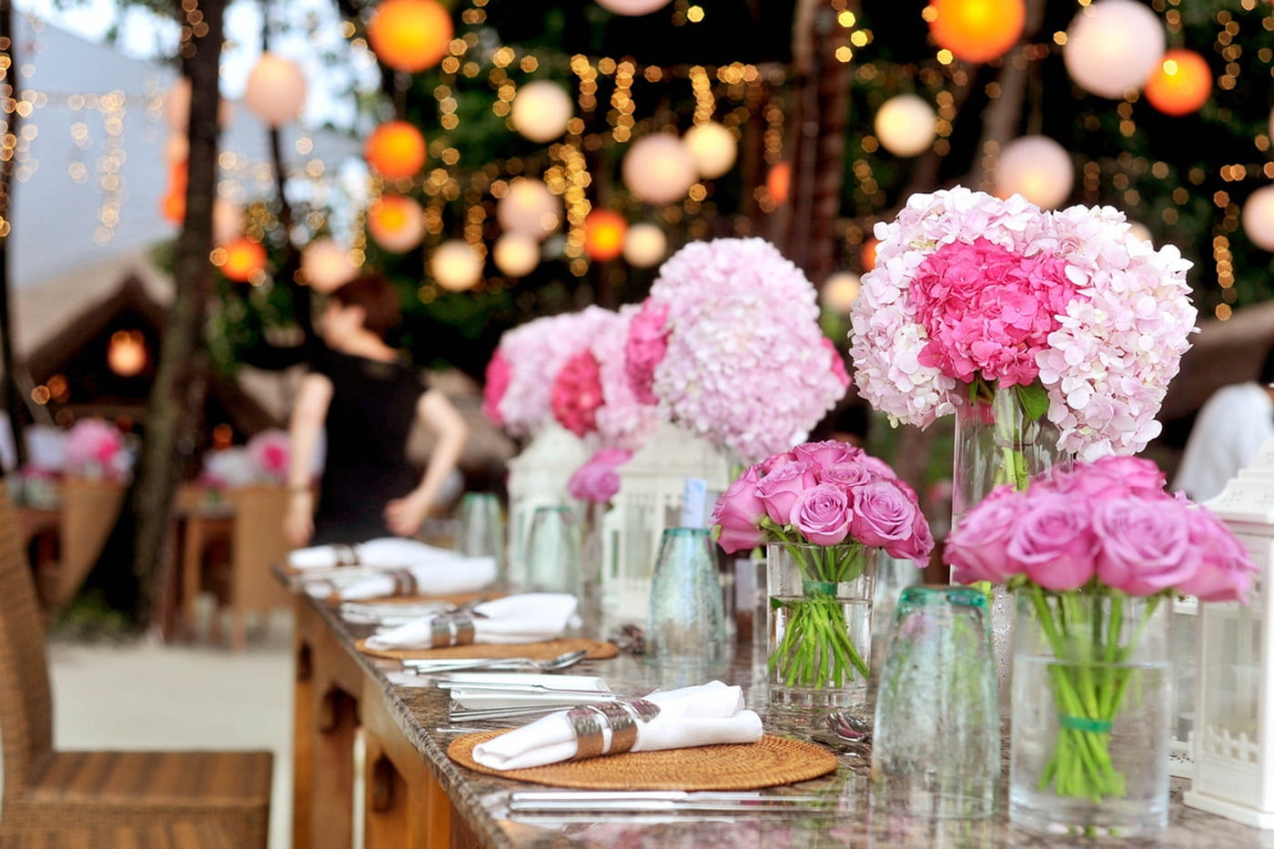 The Most Common Wedding Guest Mistakes.. Awkward..