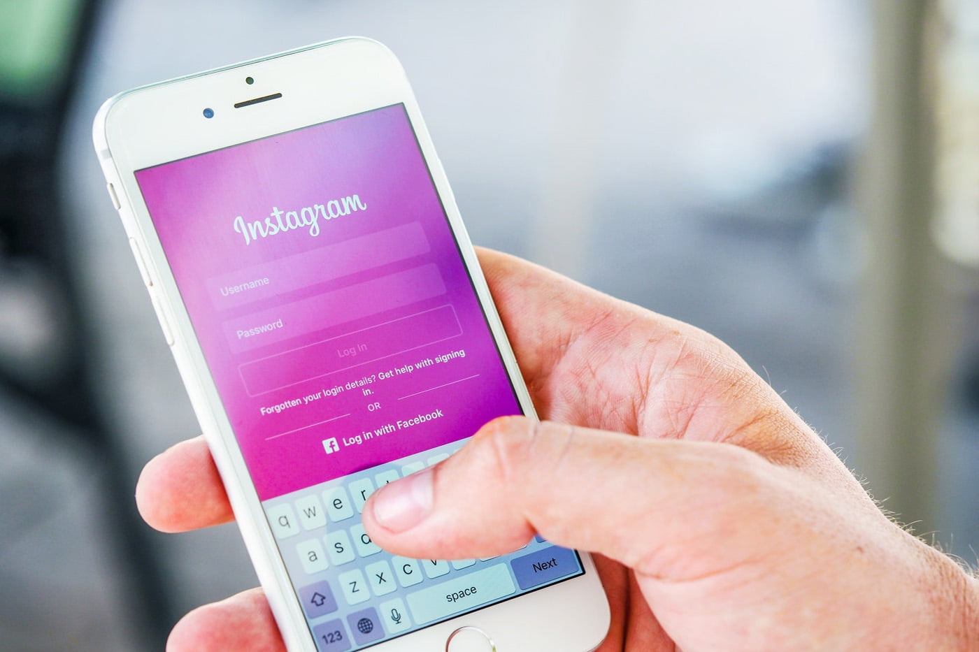 What's The Best Time of Day to Upload to Instagram?