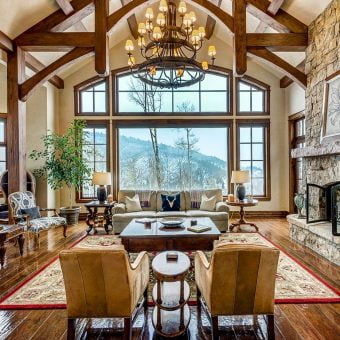 Is Airbnb Launching a Luxury Service?