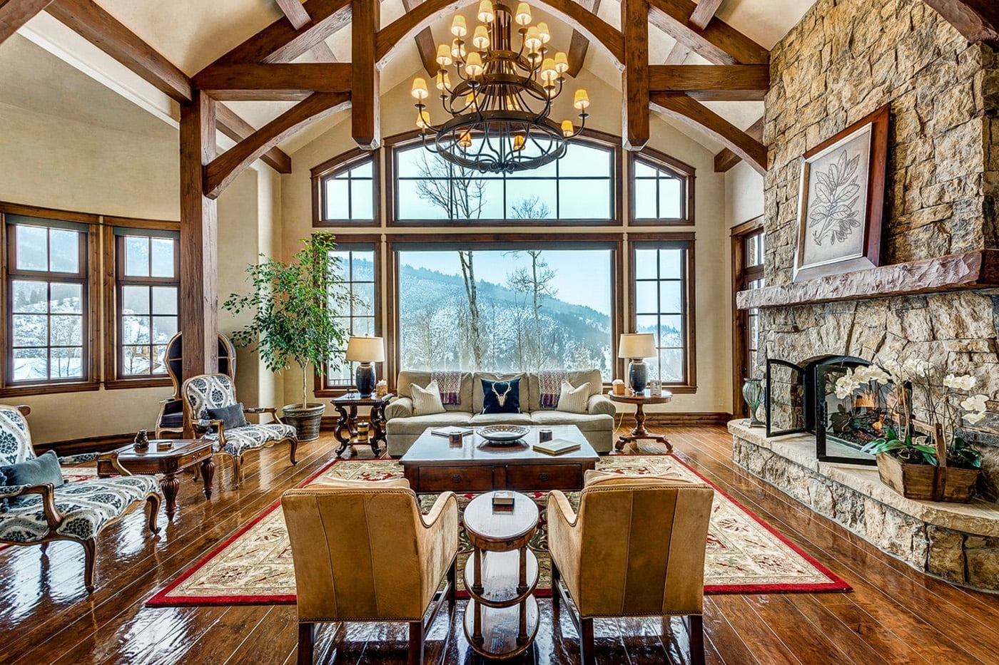 Is Airbnb Launching a Luxury Service?