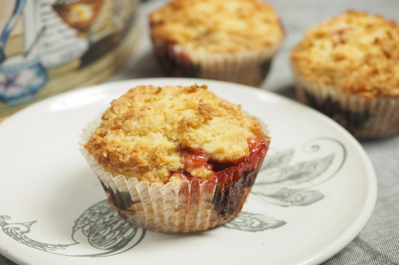 Peach Oaty Muffins with Crumbly Topping