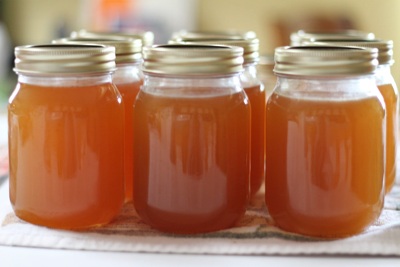 Super Easy Homemade Peach & Vanilla Jam
