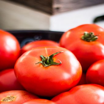 Super Easy Make Ahead Stuffed Tomatoes