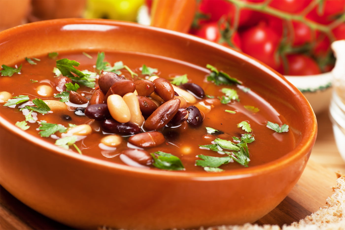 500 Calories or Less: Tomato, Bacon & Bean Soup