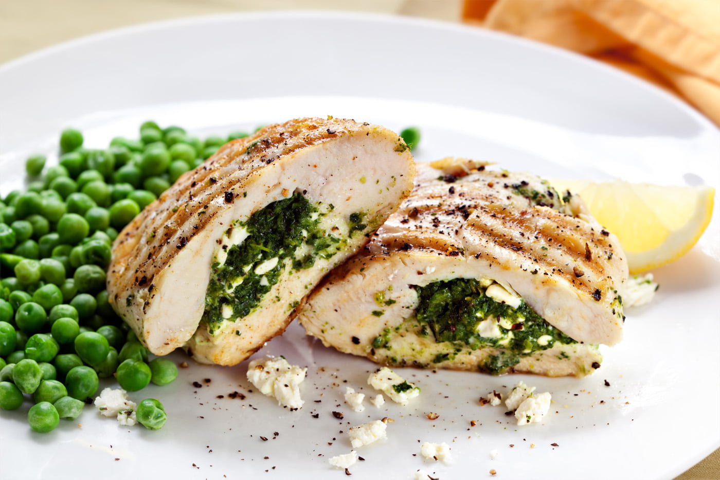 500 Calories or Less: Spicy Stuffed Chicken Breast With Rice