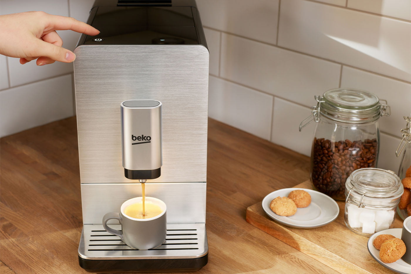 What We Think of The Beko One Touch BeantoCup Coffee Machine Vivre