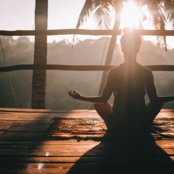 5 Beautiful Benefits of Restorative Yoga