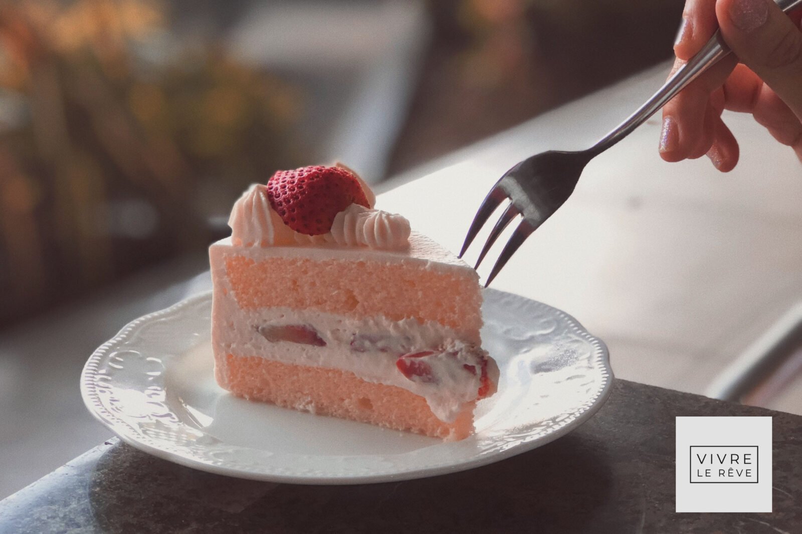 Super Easy Pink Lemonade Cake