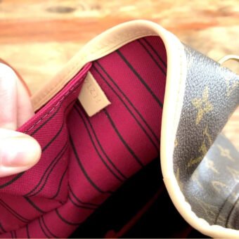 How To Read a Louis Vuitton Date Code