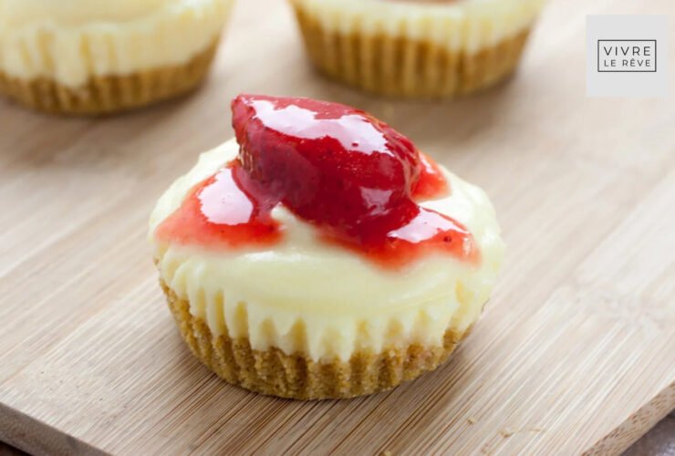How To Make Mini ‘No Cook’ Strawberry Cheesecakes