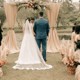 How to Pray for Your Future Husband (Step-by-Step Guide)